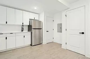 234 Webster Ave 1L, Jersey City, NJ 07307 - Photo 20
