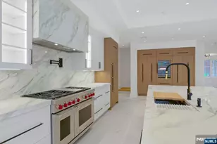 67 Robin Ln, Alpine, NJ 07620 - Photo 20