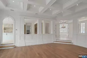 67 Robin Ln, Alpine, NJ 07620 - Photo 10