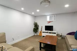 54 Chestnut Ave, Park Ridge, NJ 07656 - Photo 34