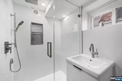 507 Sagamore Avenue, Teaneck Township, NJ 07666 - Photo 36