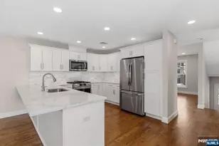 20 Zazzetti Street 2, Waldwick, NJ 07463 - Photo 6
