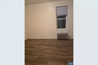 135 A4 40th Street, Union City, NJ 07087 - Photo 2