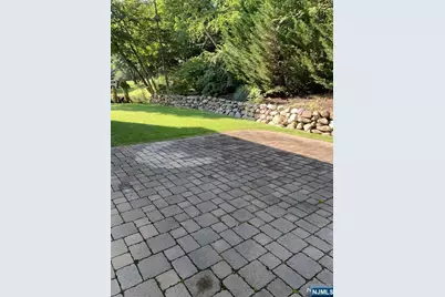 225 Doxey Drive, Park Ridge, NJ 07656 - Photo 18
