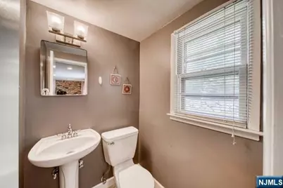 225 Doxey Drive, Park Ridge, NJ 07656 - Photo 6