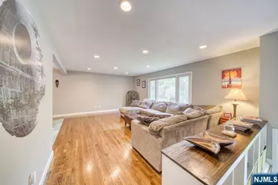 225 Doxey Drive, Park Ridge, NJ 07656 - Photo 10