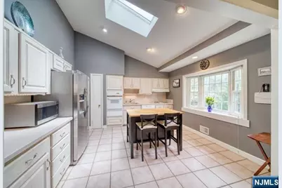 225 Doxey Drive, Park Ridge, NJ 07656 - Photo 2