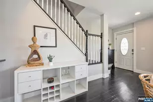 1154 Stasia St, Teaneck Township, NJ 07666 - Photo 2