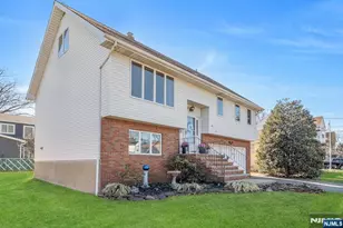 191 Pershing Rd, Clifton, NJ 07013 - Photo 2