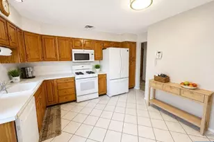 191 Pershing Rd, Clifton, NJ 07013 - Photo 12