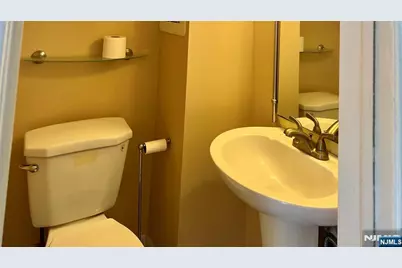 1275 Anderson Avenue A4 #A4, Fort Lee, NJ 07024 - Photo 14