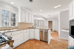 657 Lincoln Ave, Glen Rock, NJ 07452 - Photo 12