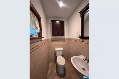 276 Madison Avenue, Clifton, NJ 07011 - Photo 12
