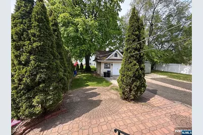 276 Madison Avenue, Clifton, NJ 07011 - Photo 4