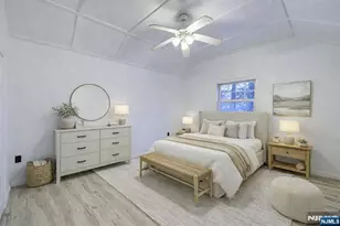 240 Acabonack Rd, Vernon, NJ 07422 - Photo 2