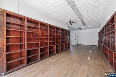 153 Sterling Avenue 1st Floor #1st floor, Jersey City, NJ 07305 - Photo 4