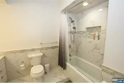 7 Stuart Street, Waldwick, NJ 07463 - Photo 26