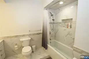 7 Stuart St, Waldwick, NJ 07463 - Photo 26