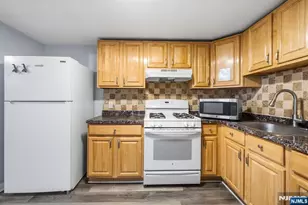 48 Lake St, East Orange, NJ 07017 - Photo 26