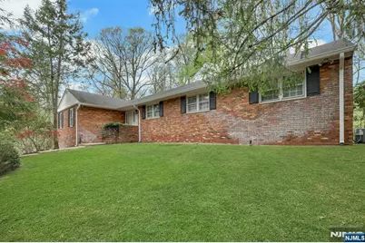1138 High Mountain Road, Franklin Lakes, NJ 07417 - Photo 1