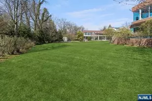 532 Winthrop Rd, Teaneck Township, NJ 07666 - Photo 36