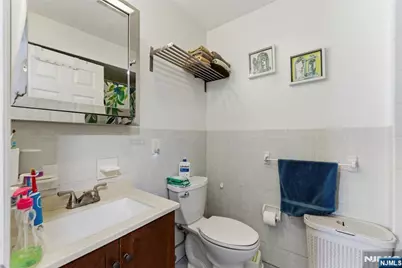 286 Broad Street, Newark, NJ 07104 - Photo 14