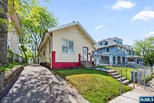 44 Scheerer Ave, Newark, NJ 07112 - Photo 2