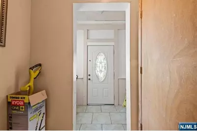 44 Scheerer Avenue, Newark, NJ 07112 - Photo 4
