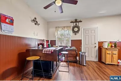 44 Scheerer Avenue, Newark, NJ 07112 - Photo 14