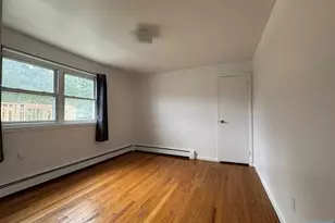 2004 Hoefleys Ln, Fort Lee, NJ 07024 - Photo 8