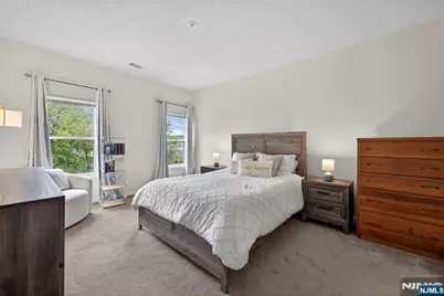 919 Burgundy Way, Wayne, NJ 07470 - Photo 2