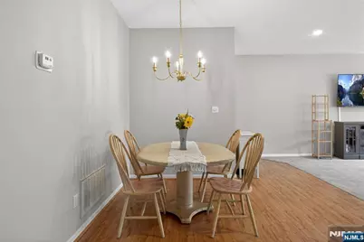 919 Burgundy Way, Wayne, NJ 07470 - Photo 10