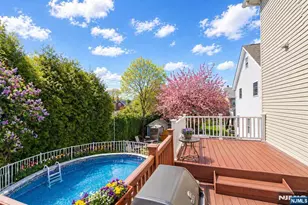 536 Second Ave, Lyndhurst Township, NJ 07071 - Photo 4