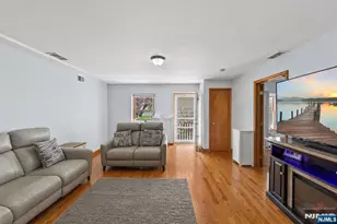 536 Second Ave, Lyndhurst Township, NJ 07071 - Photo 10