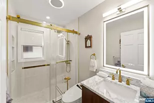 536 Second Ave, Lyndhurst Township, NJ 07071 - Photo 36