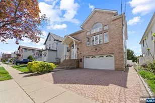 536 Second Ave, Lyndhurst Township, NJ 07071 - Photo 2