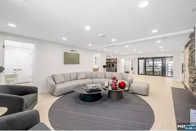 22 Berkshire Place, Englewood Cliffs, NJ 07632 - Photo 28