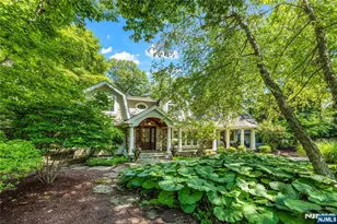 8 White Pine Rd, Upper Saddle River, NJ 07458 - Photo 2