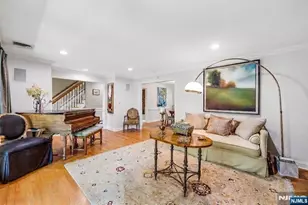 8 White Pine Rd, Upper Saddle River, NJ 07458 - Photo 6