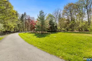 10 Old Stone Church Rd, Upper Saddle River, NJ 07458 - Photo 4