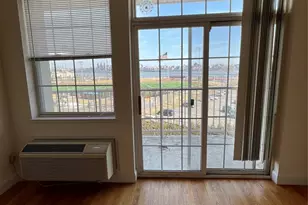 1100 River Road 302, Edgewater, NJ 07020 - Photo 4