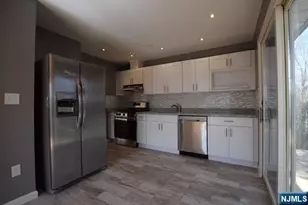 16-19 11th St, Fair Lawn, NJ 07410 - Photo 10