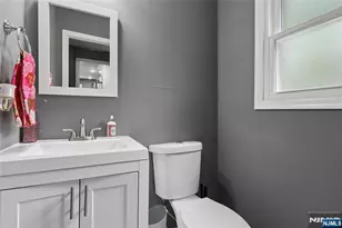 97 Jasper Ave, Teaneck Township, NJ 07666 - Photo 22