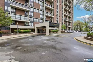 1 Horizon Road 1404, Fort Lee, NJ 07024 - Photo 2