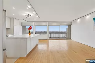 1 Horizon Road 1404, Fort Lee, NJ 07024 - Photo 8