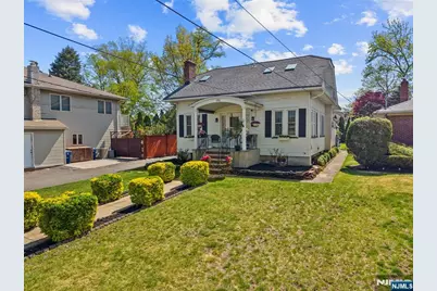232 Webster Avenue, Lyndhurst Township, NJ 07071 - Photo 4