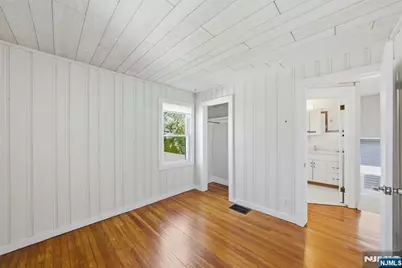 219 Columbus Avenue, Palisades Park, NJ 07650 - Photo 12