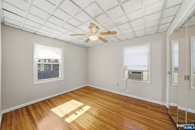 219 Columbus Avenue, Palisades Park, NJ 07650 - Photo 14