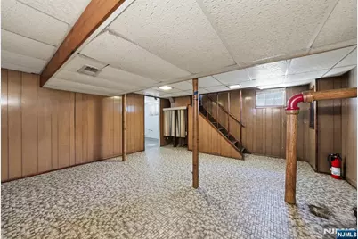 219 Columbus Avenue, Palisades Park, NJ 07650 - Photo 20