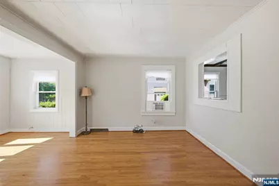 219 Columbus Avenue, Palisades Park, NJ 07650 - Photo 6